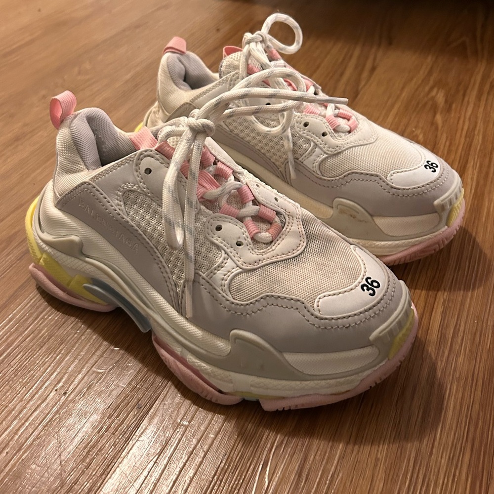 Balenciaga sneakers size 36 - Picture 3 of 6